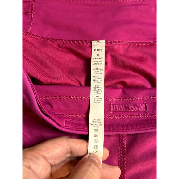 Lululemon Speed Up Shorts in Magenta Pink - 2.5” Low Rise, Size 8 - Picture 3 of 3